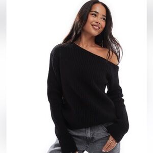 ASOS DESIGN Slouchy One Shoulder Jumper in Black Size Small